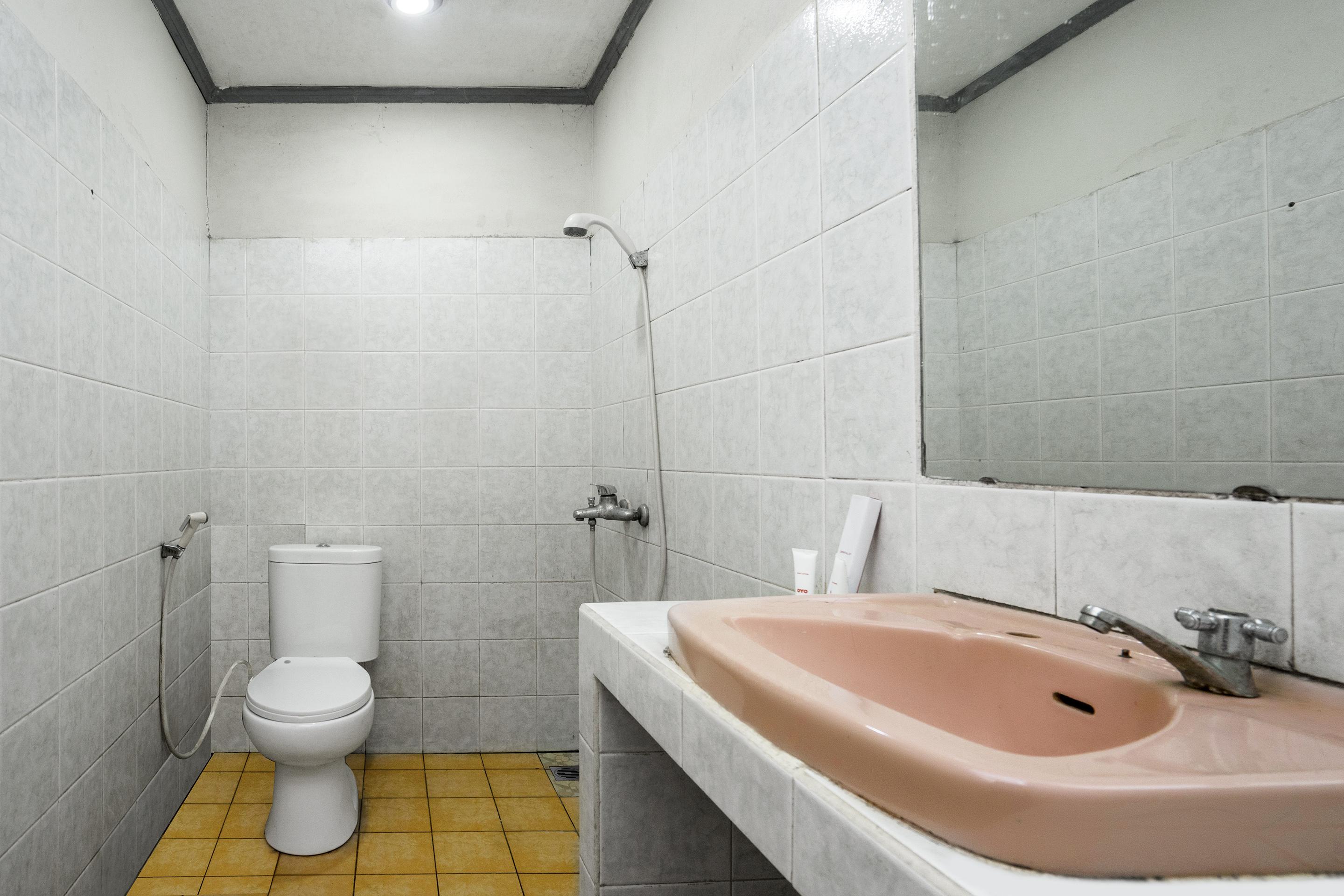 סמרינדה Oyo 1989 Hotel Pelangi Harapan מראה חיצוני תמונה