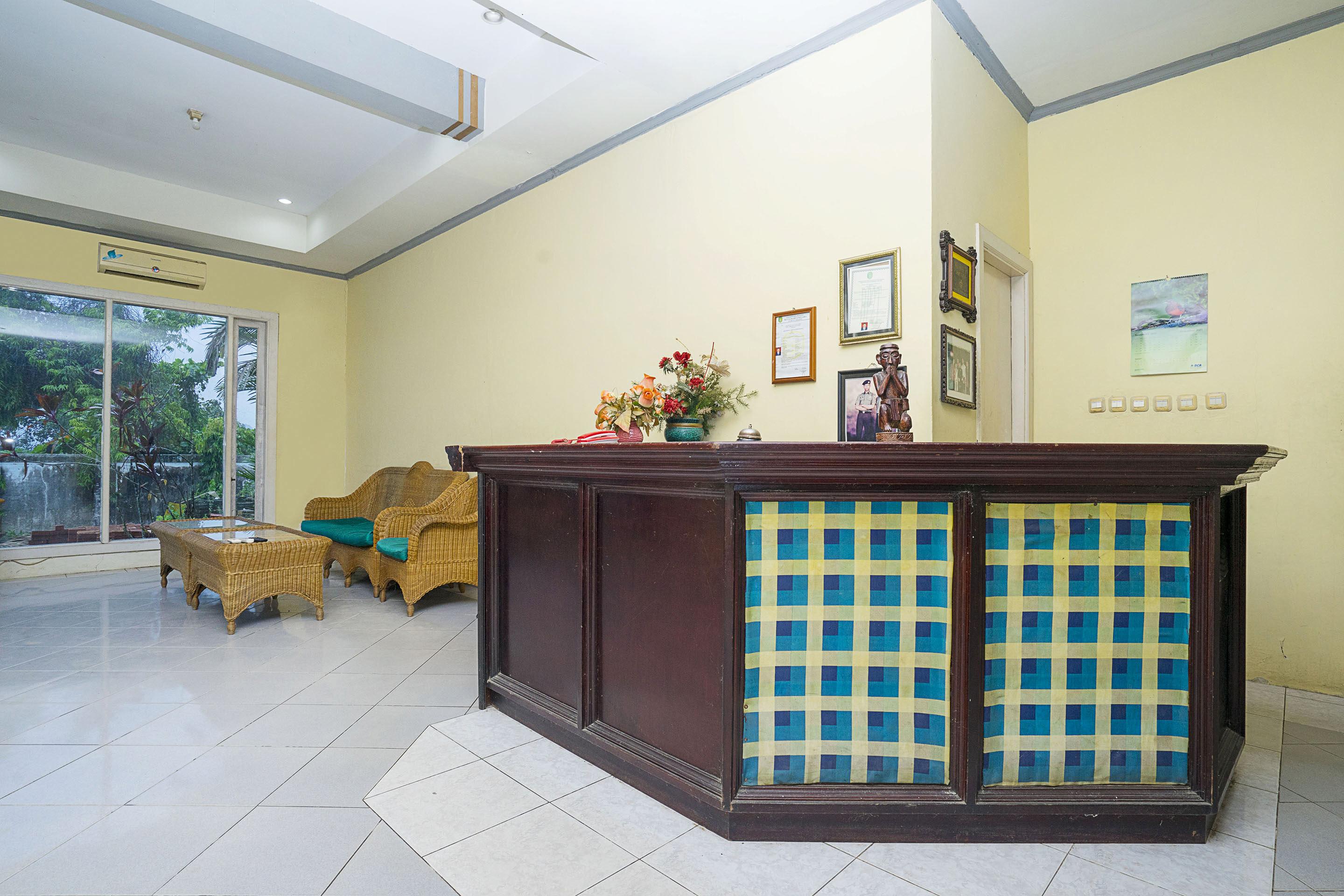 סמרינדה Oyo 1989 Hotel Pelangi Harapan מראה חיצוני תמונה