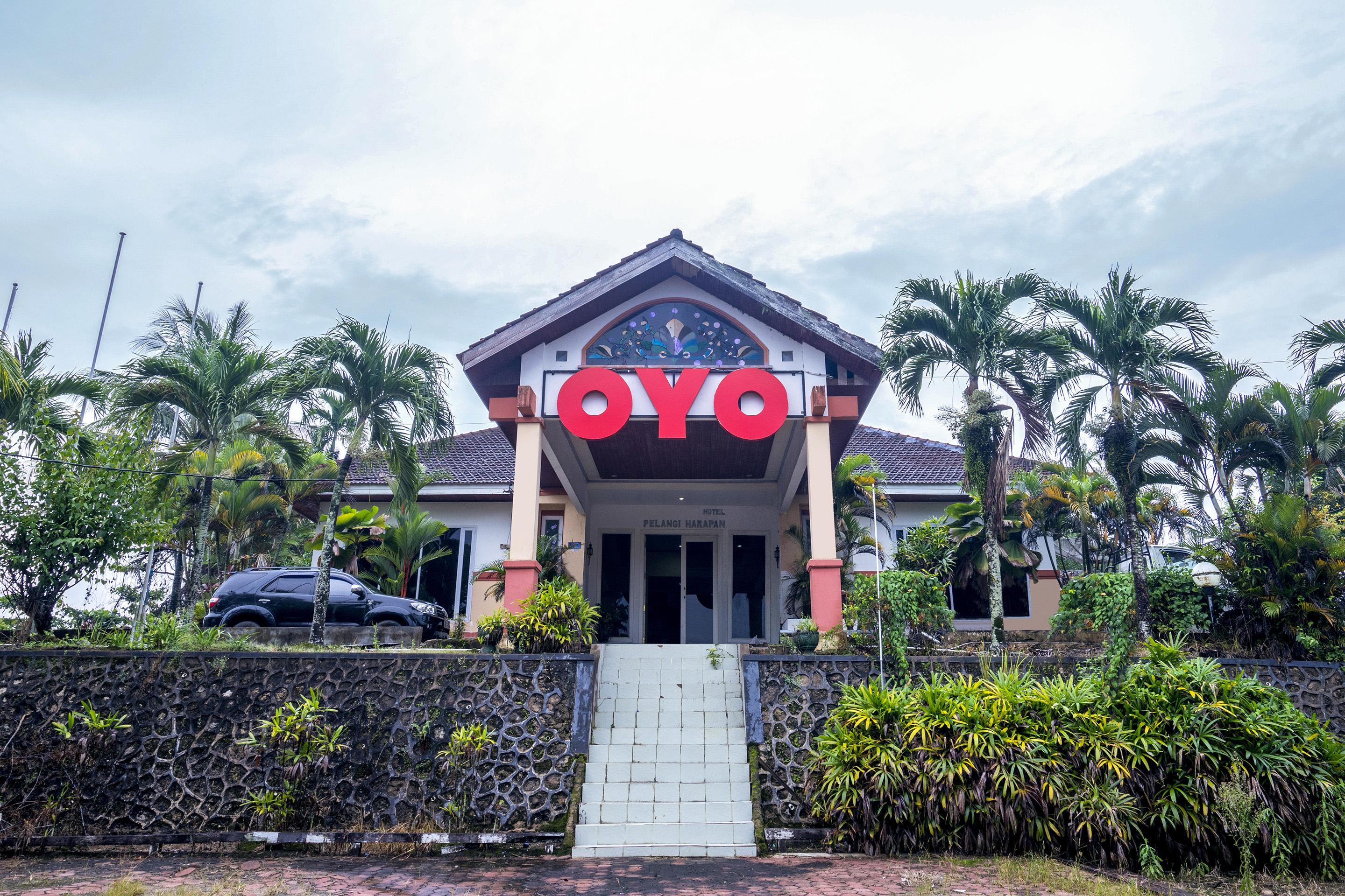 סמרינדה Oyo 1989 Hotel Pelangi Harapan מראה חיצוני תמונה